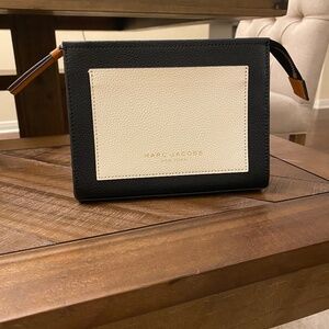 Marc Jacobs makeup bag